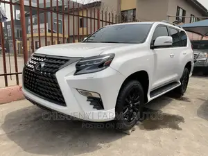 Lexus GX 2023 White