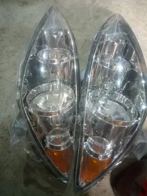 Set of Head Light for Toyota Camry 2005
