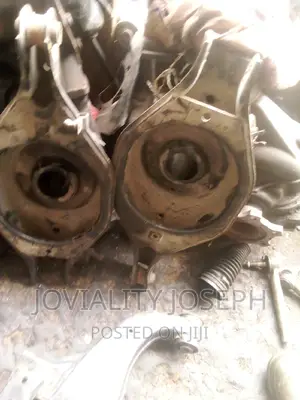 Back Spring Sitting Nissan Armada