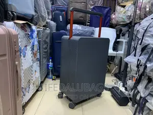 Medium Size Luxury Quality Imported Widepole Travel Luggage
