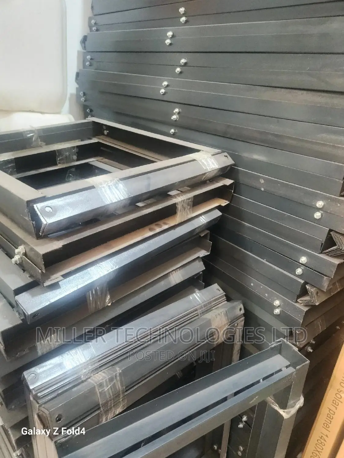 Battery Rack for Solar Rack for Dry Cell Battery