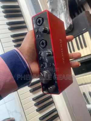 Quality Uk Used Focusrite Scarlet 2i2