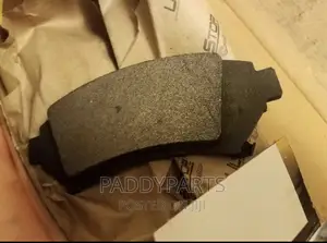 Chevrolet Impala Brake Pad (Ceramic)