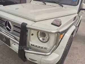 Mercedes-Benz G-Class Base G 550 AWD 2013 White