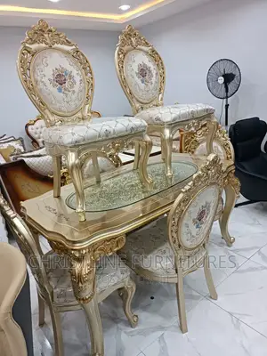 Quality Royal Dining Table