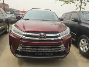 Toyota Highlander 2017 Red