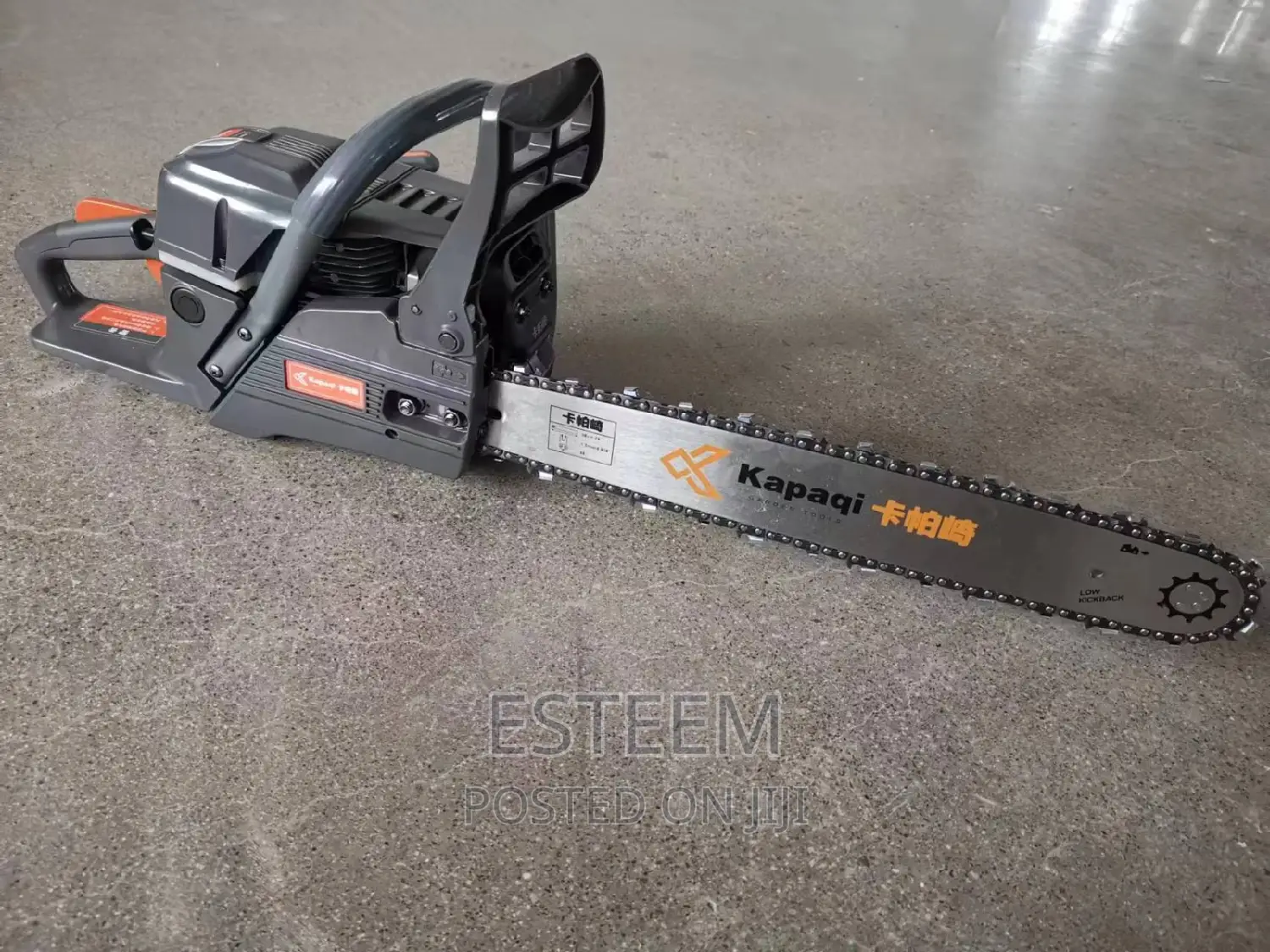 Chainsaw Machine