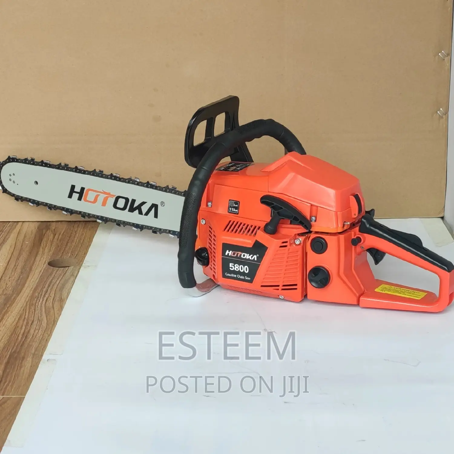 Chainsaw Machine