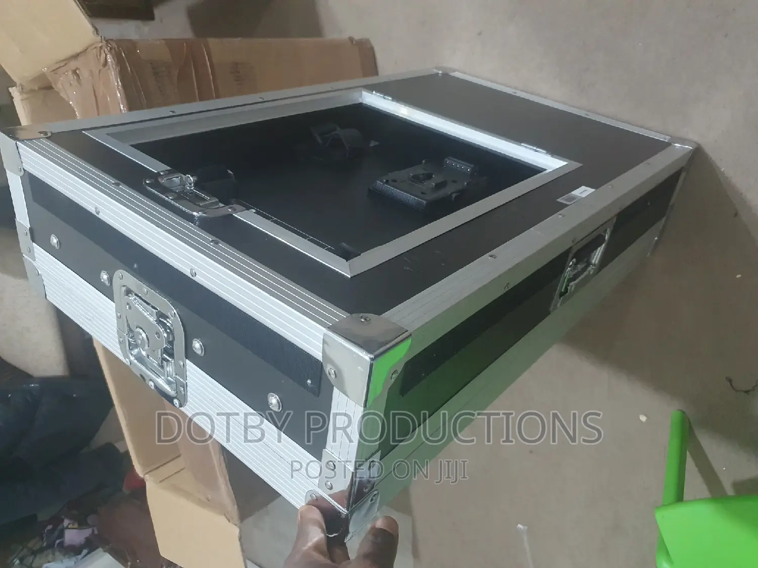 28" Directors Monitor
