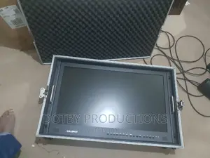 28" Directors Monitor