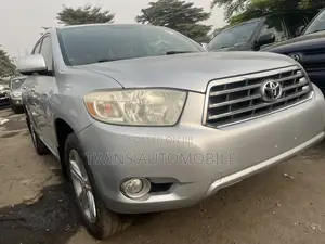 Toyota Highlander Limited 2010 Silver