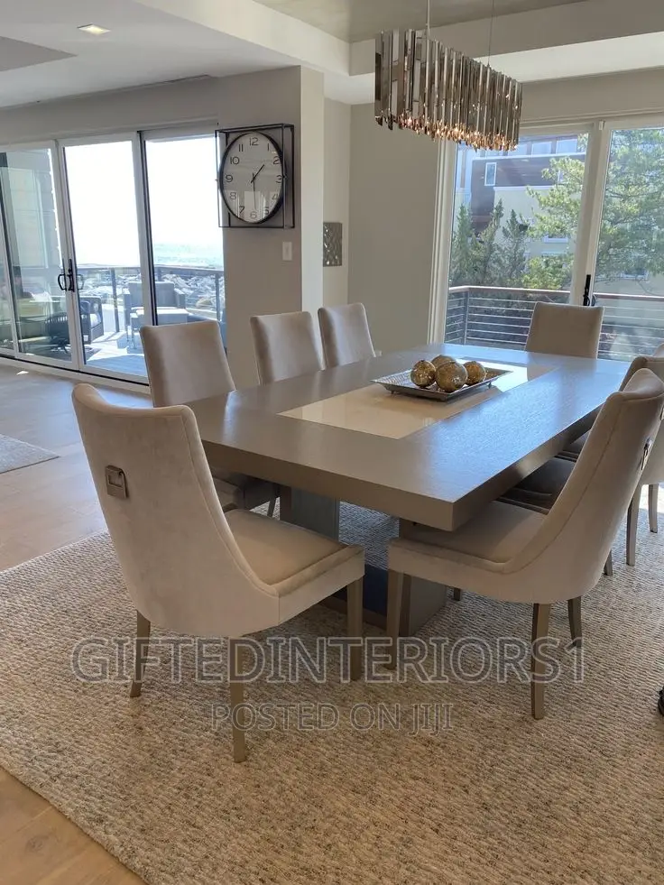 8 Seaters Luxury Dinning Set