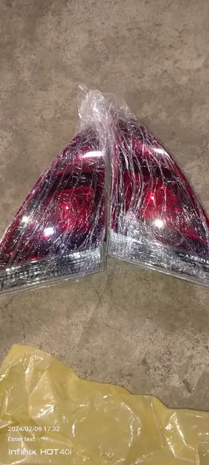 Both Light for Toyota Venza 2015