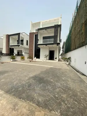 Furnished 6bdrm Duplex in Ologolo for sale