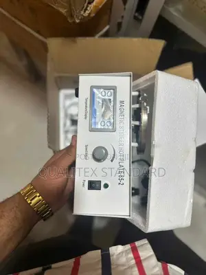 Temperature Display Magnetic Stirrer Hot Plate 85-2