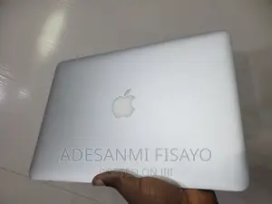 Laptop Apple MacBook Pro 2015 8GB Intel Core I5 SSD 128GB
