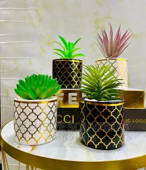 Damask Tabletop Ceramic Pot Flower