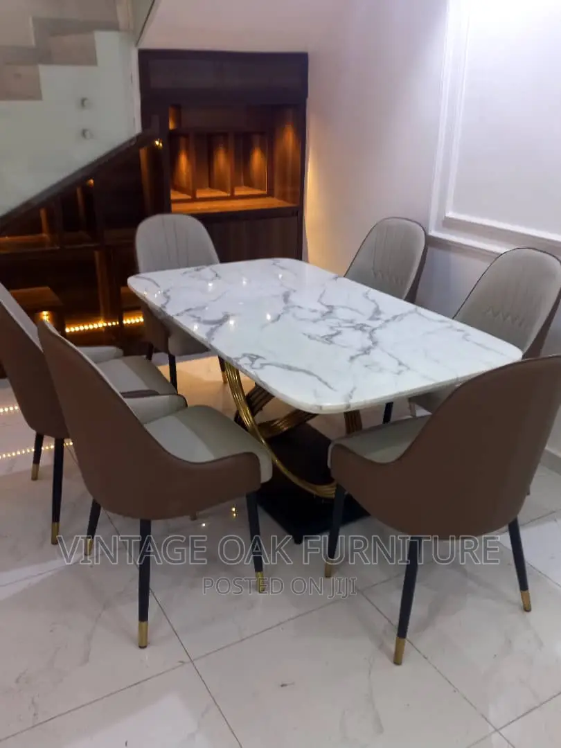 Classic 6 Seaters Marble Dining Set