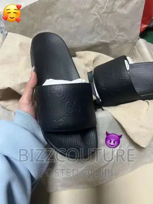 Original GUCCI Slides Available in Store