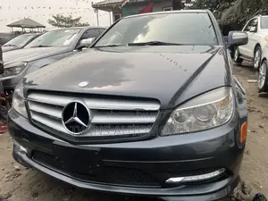 Mercedes-Benz C300 2010 Gray