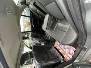 Mercedes-Benz C300 2010 Gray