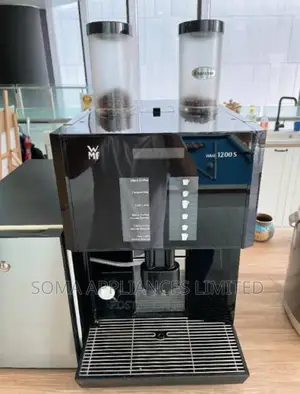 Super Automatic Commercial/Industrial Coffee Chocolate Vending Machine