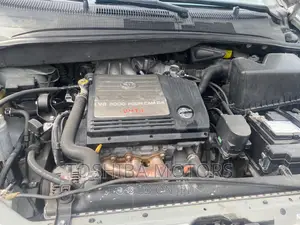 Toyota Sienna XLE 2003 Silver