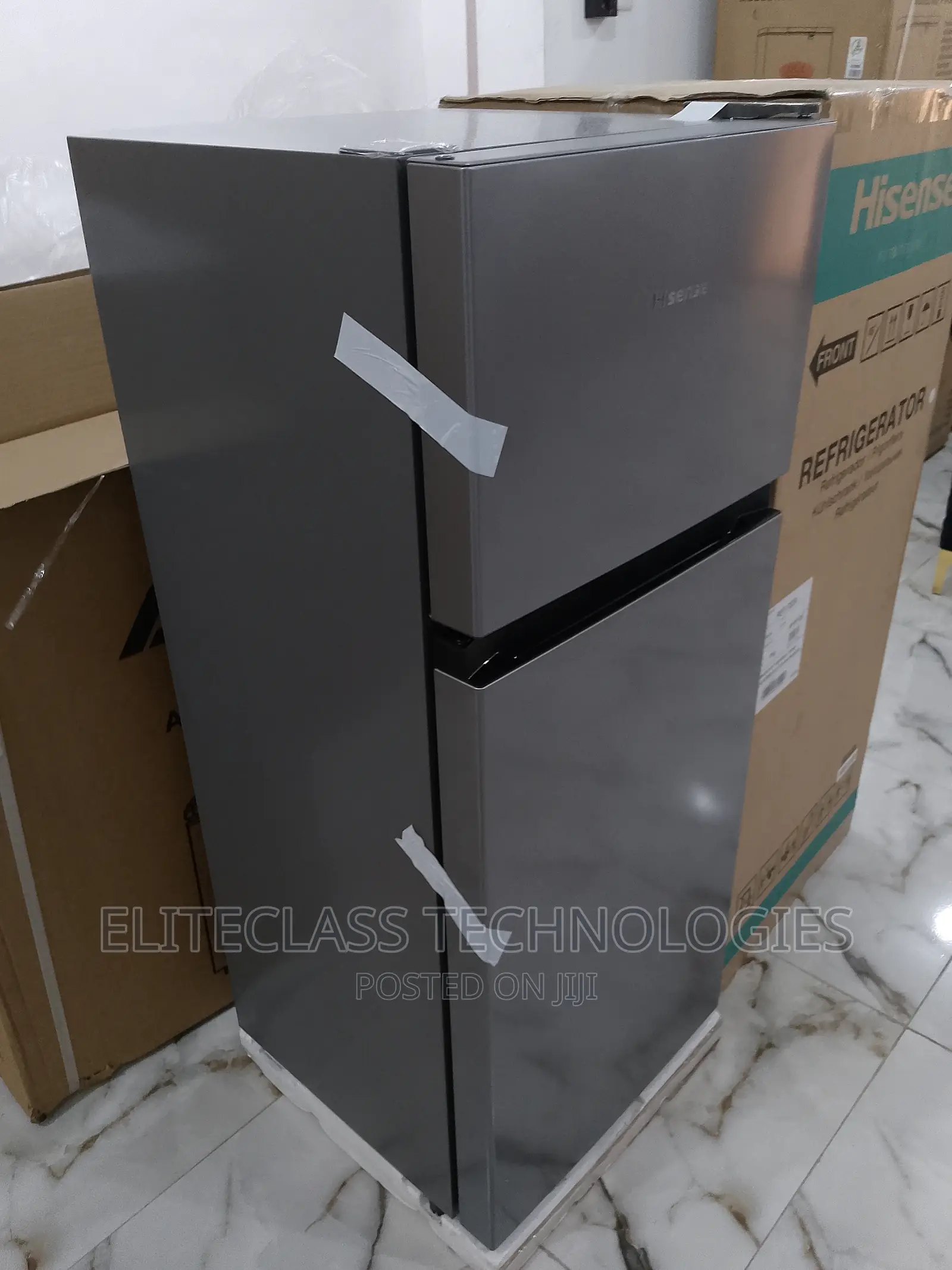 Hisense REF172DR 124 Litres Durable Top Freezer Refrigerator