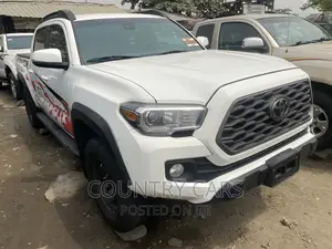 Toyota Tacoma 2020 White
