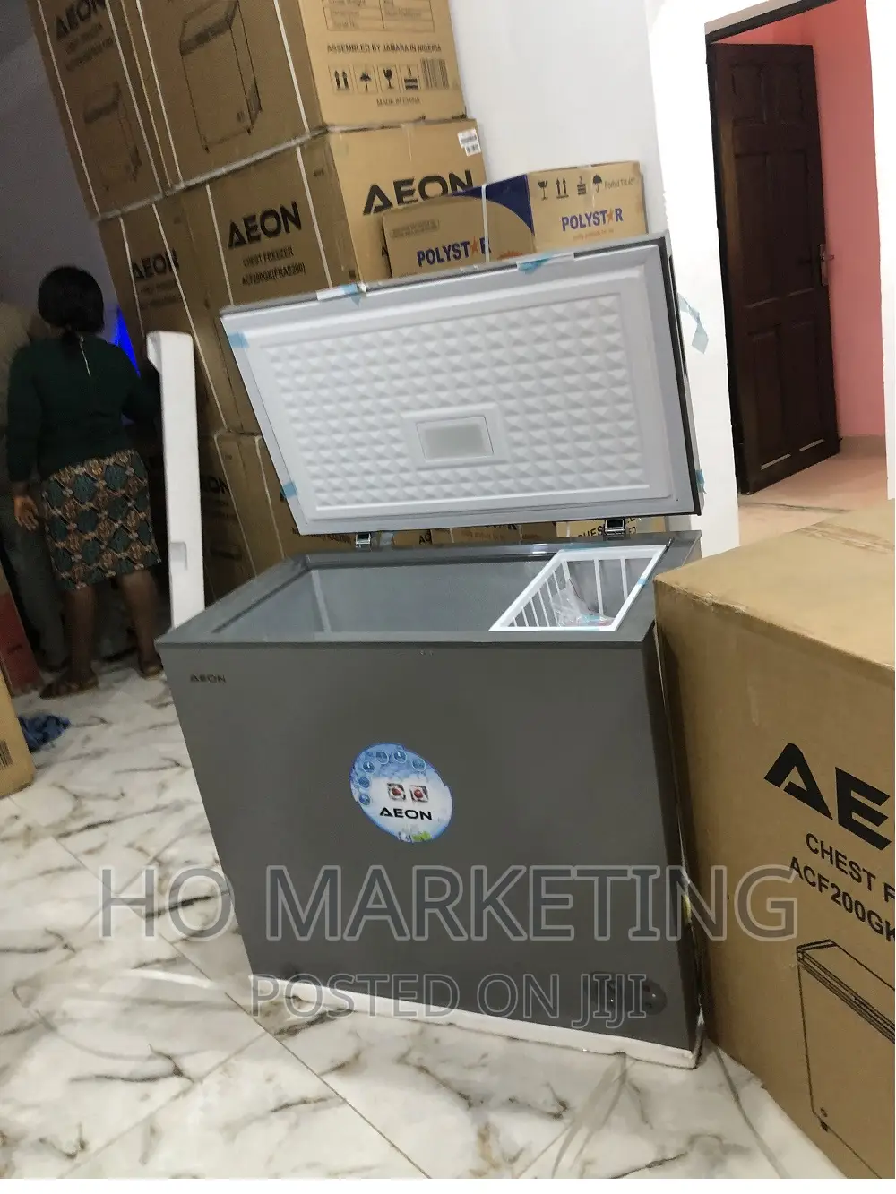 Brand New Chest Freezer Aeon 200l
