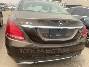 Mercedes-Benz C300 2015 Gray