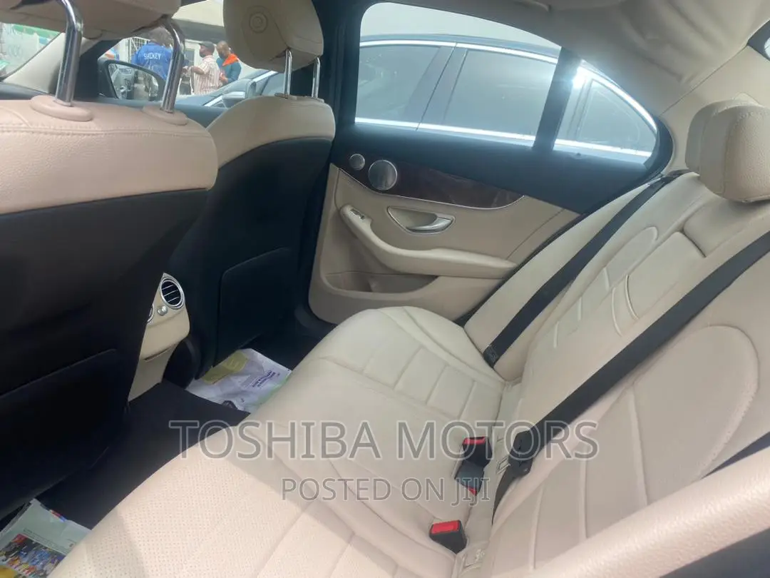 Mercedes-Benz C300 2015 Gray
