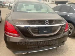 Mercedes-Benz C300 2015 Gray