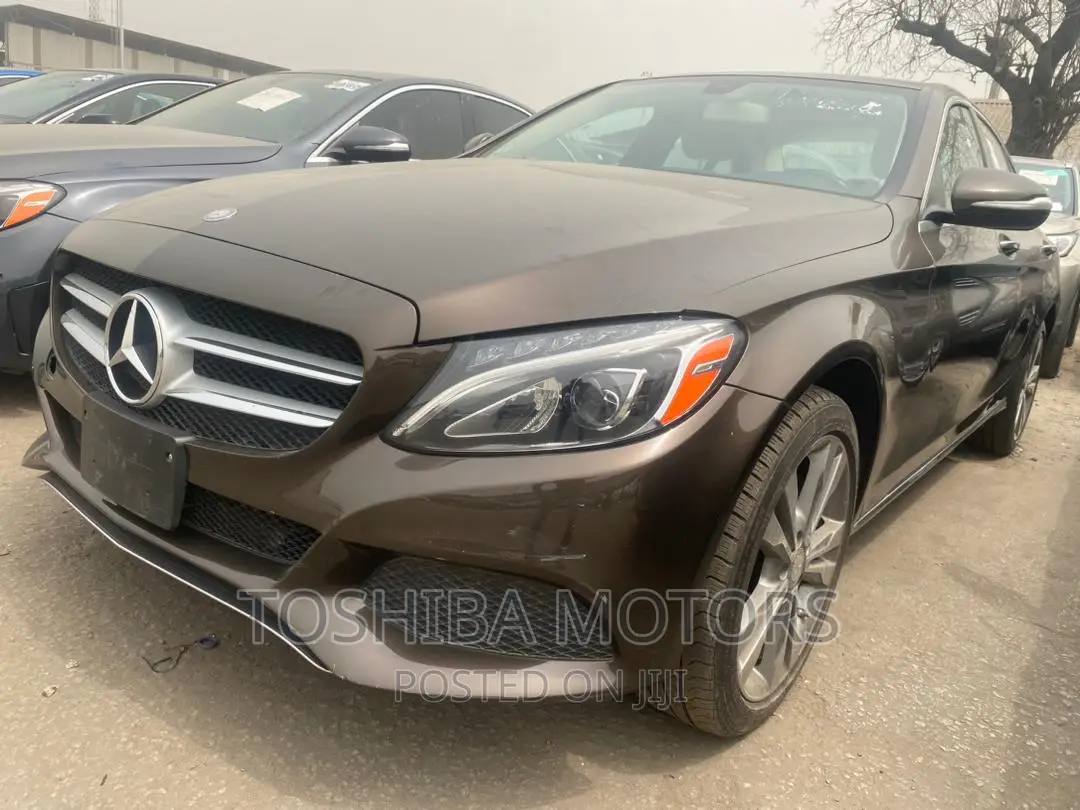 Mercedes-Benz C300 2015 Gray