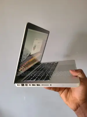 Laptop Apple MacBook Pro 2011 8GB Intel Core I5 HDD 500GB