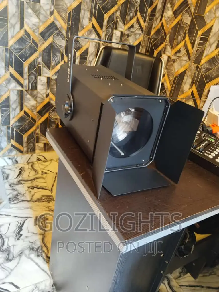LED Studio Zoom Light White and Warm White 200w