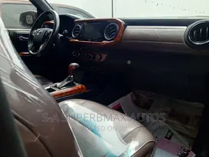 Toyota Tacoma Limited 2017 Black
