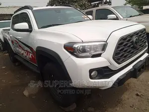 Toyota Tacoma 2020 White