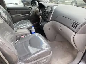 Toyota Sienna XLE AWD 2006 Gray