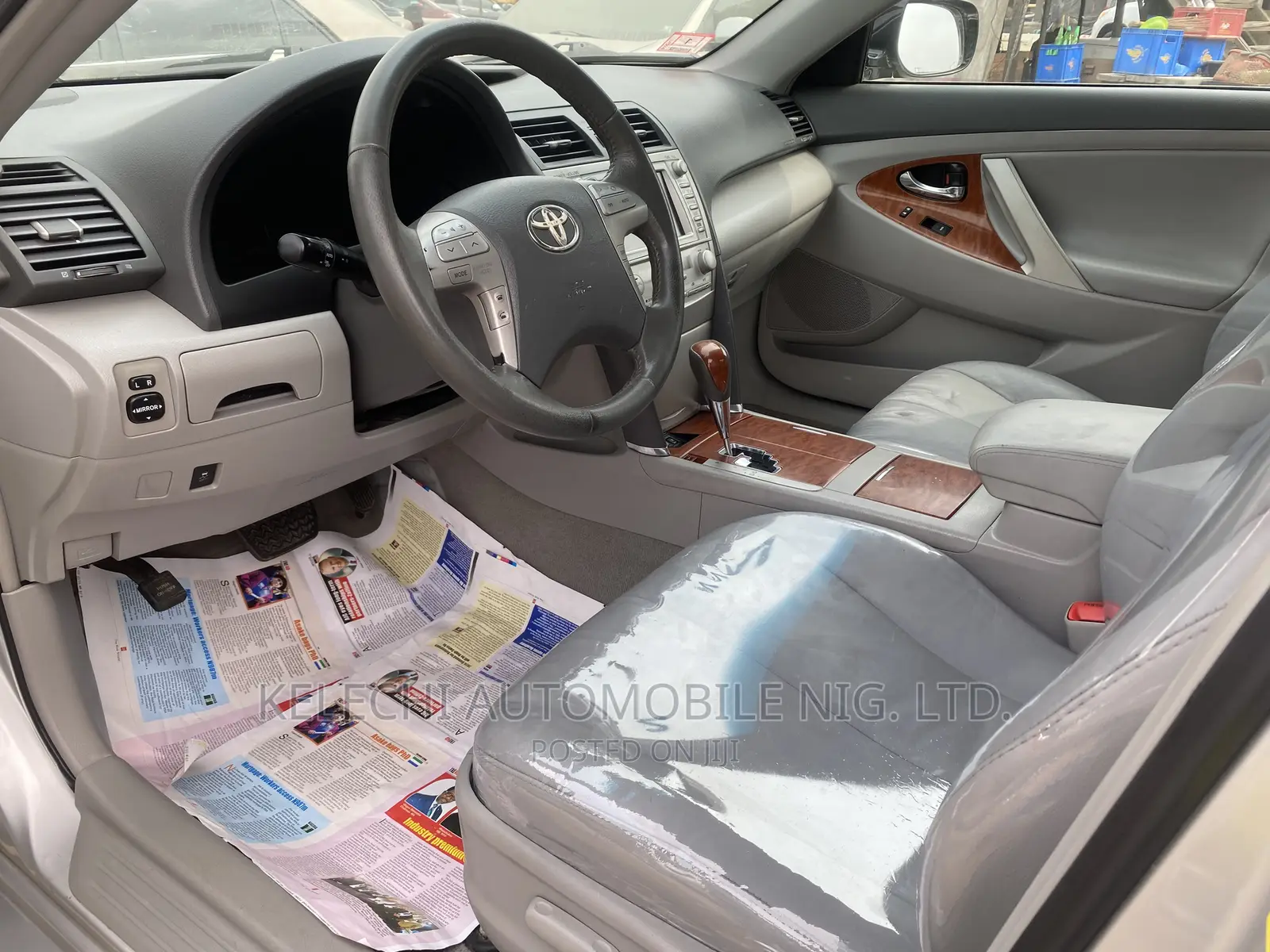Toyota Camry 2010 Silver