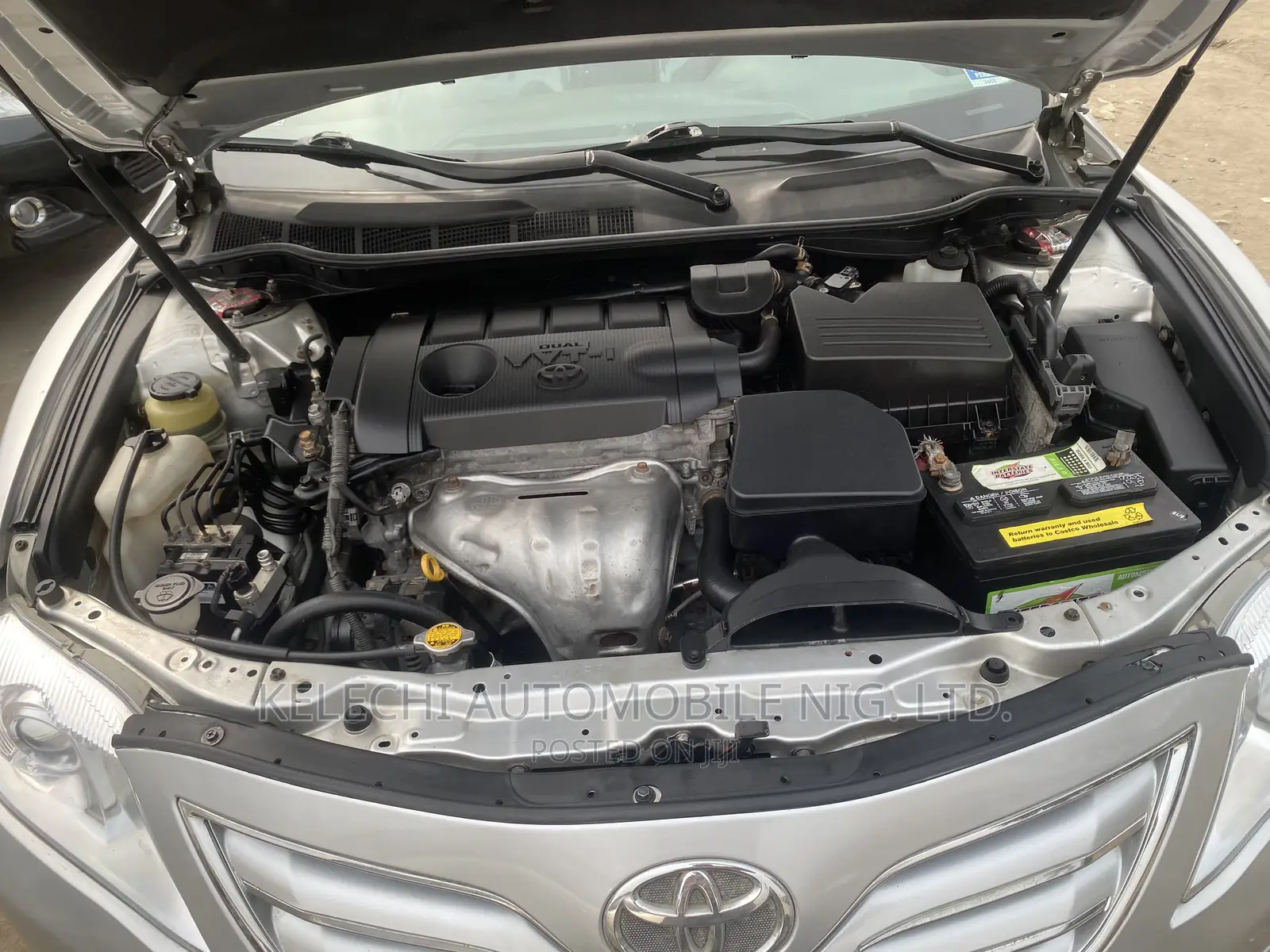 Toyota Camry 2010 Silver