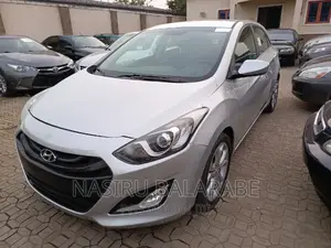 Hyundai Elantra 2014 Silver