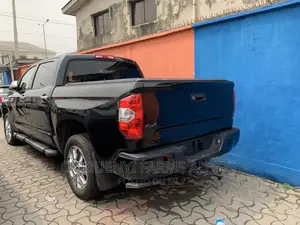 Toyota Tundra 2014 Black