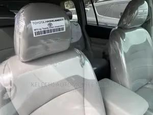 Toyota Highlander Limited 3.5L 2WD 2013 White