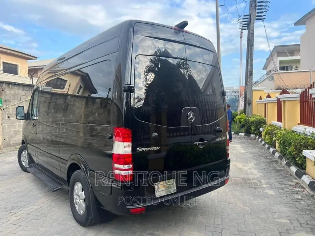 Mercedes Sprinter Bus For Hire
