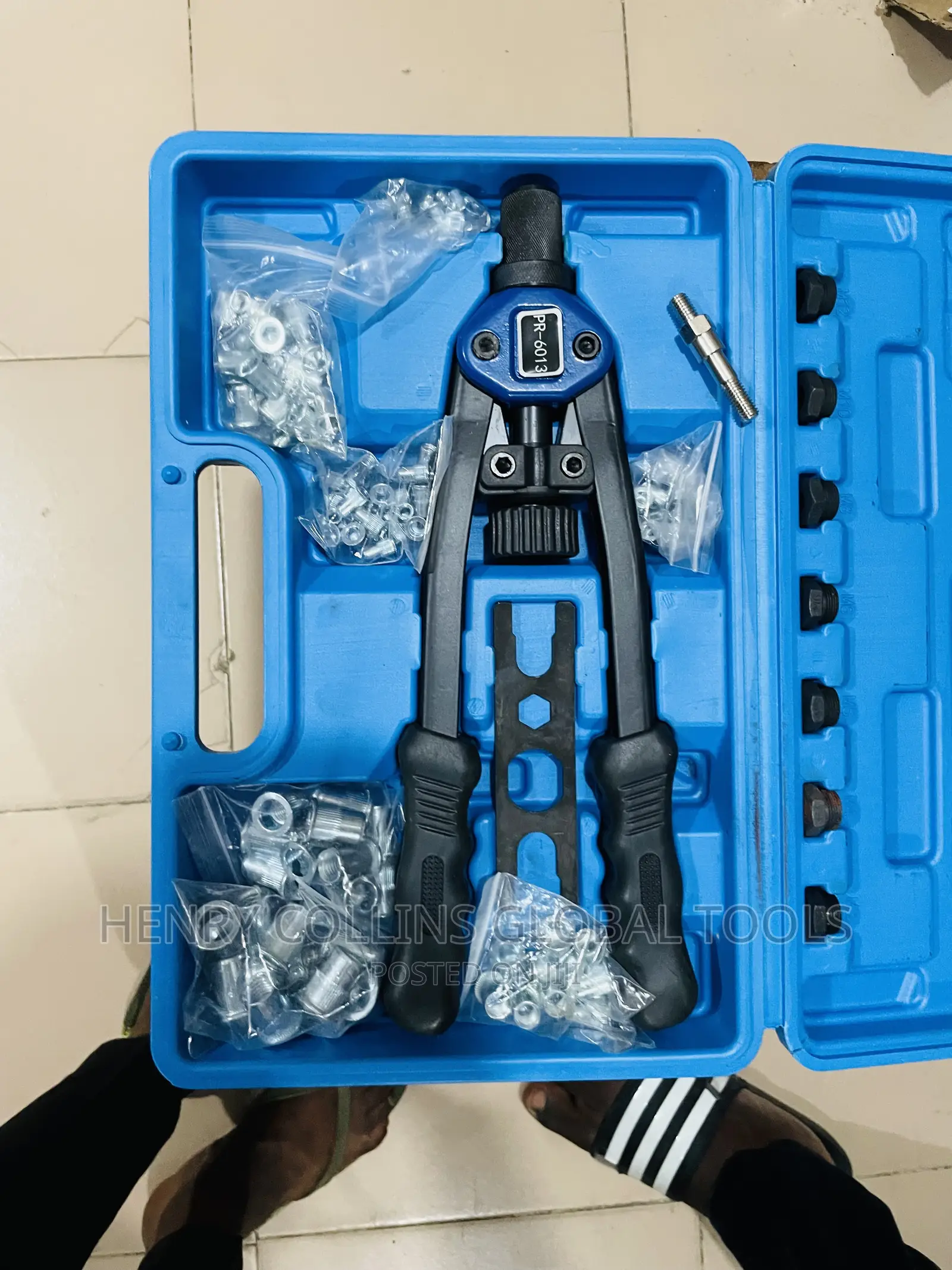 Nut Riveting Machine