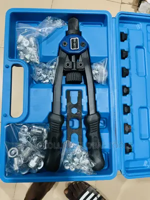Nut Riveting Machine