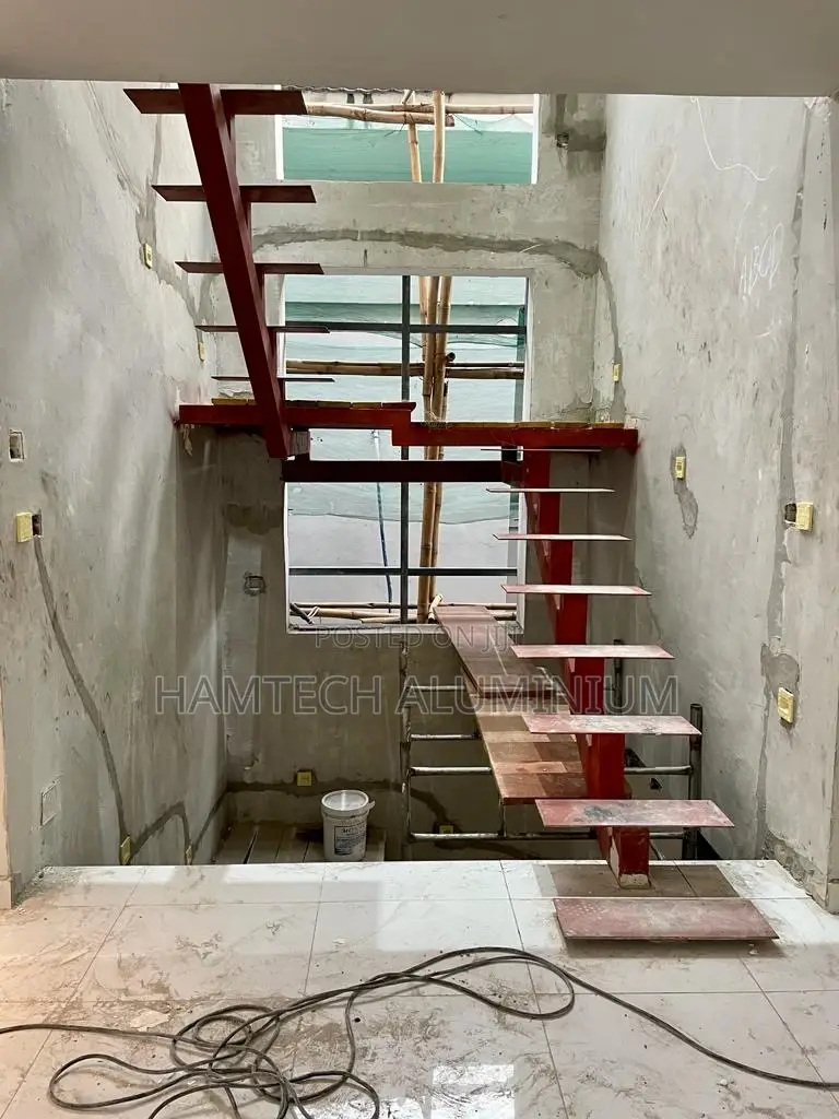 Modern Balustrade Iron Staircase