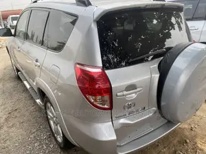 Toyota RAV4 Limited 2007 Silver