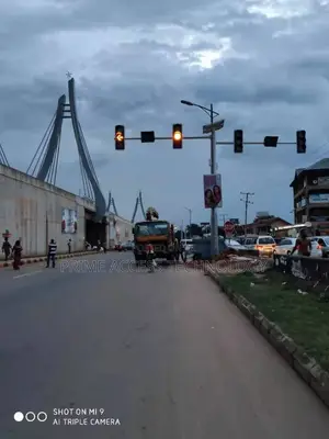 We Sell and Install High Quality Solar Traffic Lights